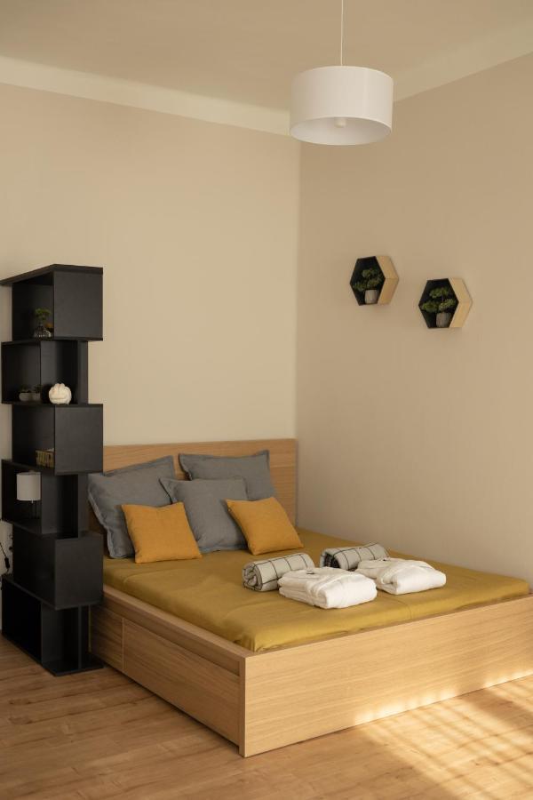 Apartmán Square 2 Debrecín Exteriér fotografie